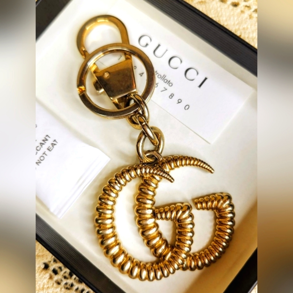 GUCCI MARMONT INTERLOCKING Gs BRASS KEYRING / BAG CHARM